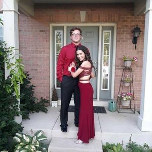 PROM DRESS MAROON